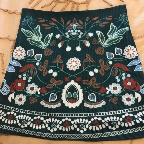 Patterned skirt - Picture 1 of 1